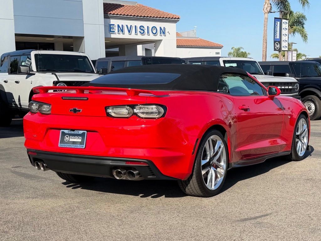 Used 2021 Chevrolet Camaro SS RWD image 7