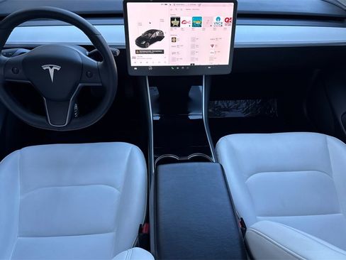 Used 2019 Tesla Model 3 Long Range image 13