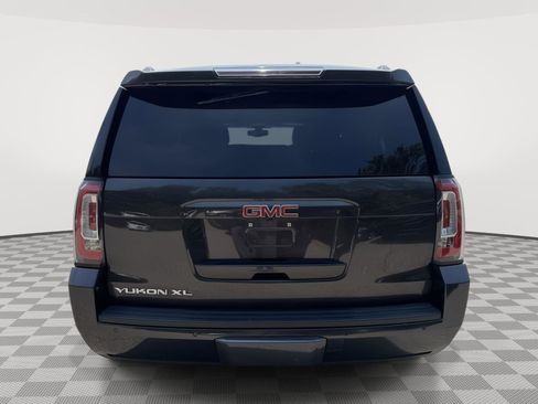 Used 2018 GMC Yukon XL SLE w/ SLE Value Package AWD/4WD image 6