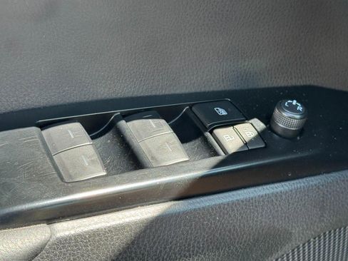 Used 2025 Toyota Camry LE image 23