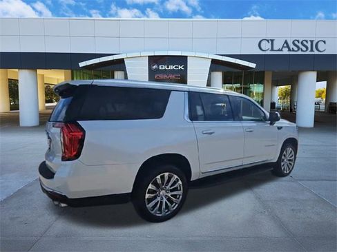 Used 2023 GMC Yukon XL Denali w/ Max Trailering Package image 8