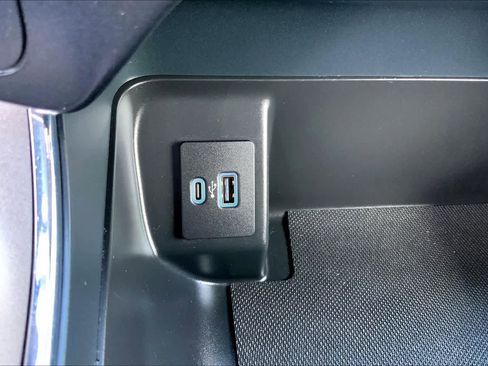 Certified 2023 Ford F150 XLT w/ Equipment Group 302A High image 31