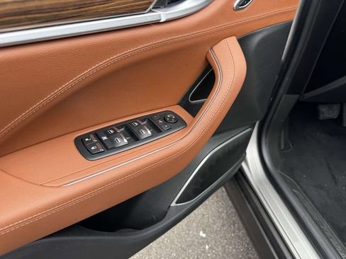 Used 2022 Maserati Levante GT AWD/4WD image 20