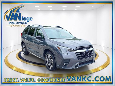 Used 2024 Subaru Ascent Touring AWD/4WD image 3