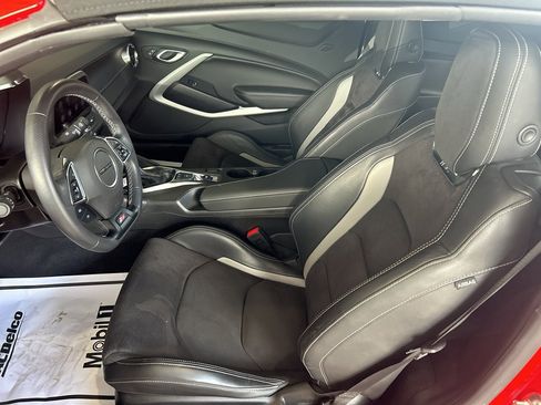 Used 2023 Chevrolet Camaro SS image 27