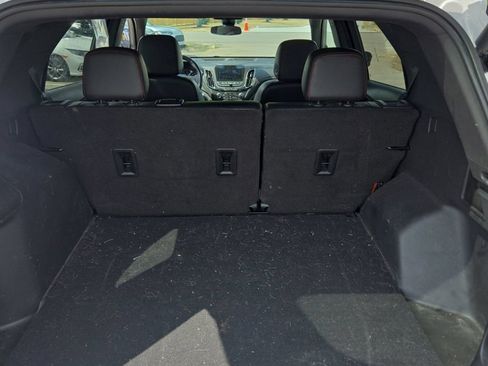 Used 2022 Chevrolet Equinox RS w/ RS Leather Package AWD/4WD image 8