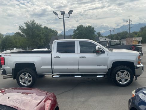 Used 2015 Chevrolet Silverado 2500 LTZ w/ Duramax Plus Package AWD/4WD image 5