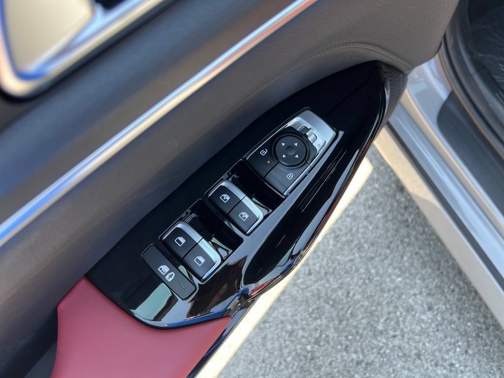 New 2026 Kia K5 GT-Line w/ GT-Line Premium Package FWD image 11