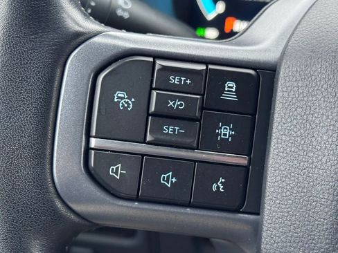 Used 2023 Ford F150 Lariat w/ Equipment Group 502A High image 8