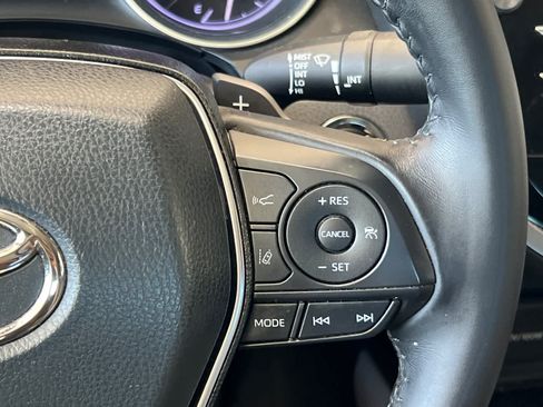 Certified 2019 Toyota Camry SE w/ Convenience Package FWD image 25