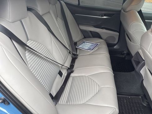 Used 2024 Toyota Camry SE image 22