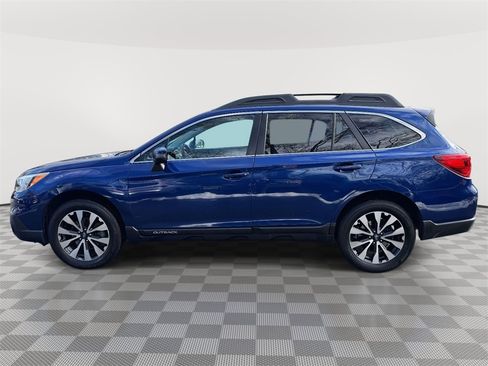 Used 2015 Subaru Outback 2.5i Limited image 4