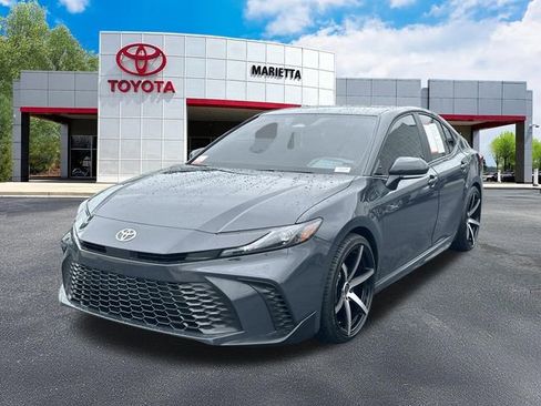 Used 2025 Toyota Camry SE w/ Multimedia Upgrade Package FWD image 23