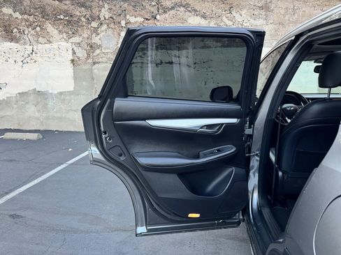 Used 2019 INFINITI QX50 Luxe FWD image 18