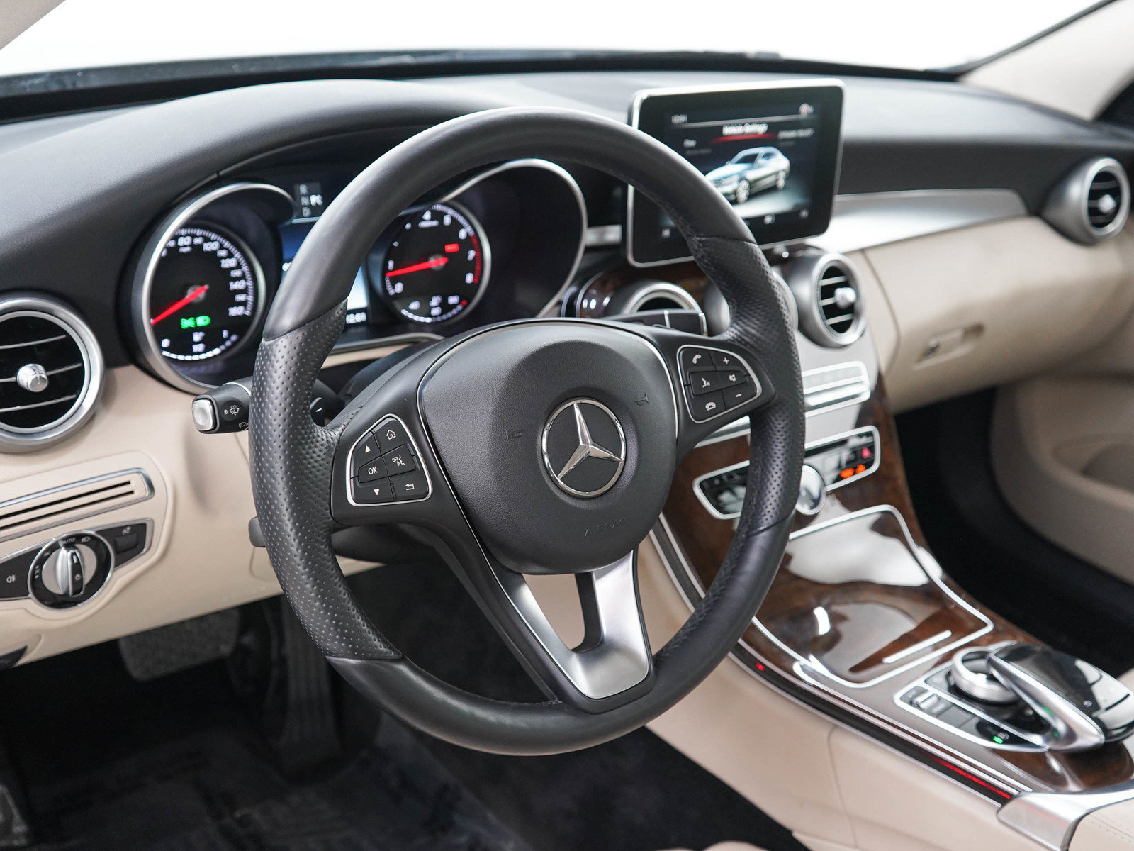 Used 2016 Mercedes-Benz C 300 4MATIC Sedan image 20