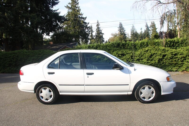 Used 1998 Nissan Sentra GXE FWD image 11