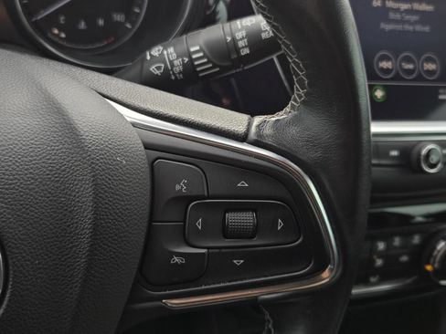 Used 2021 Buick Encore GX Preferred FWD image 31