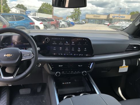 New 2025 Chevrolet Tahoe Premier w/ LPO, Illumination Package image 18