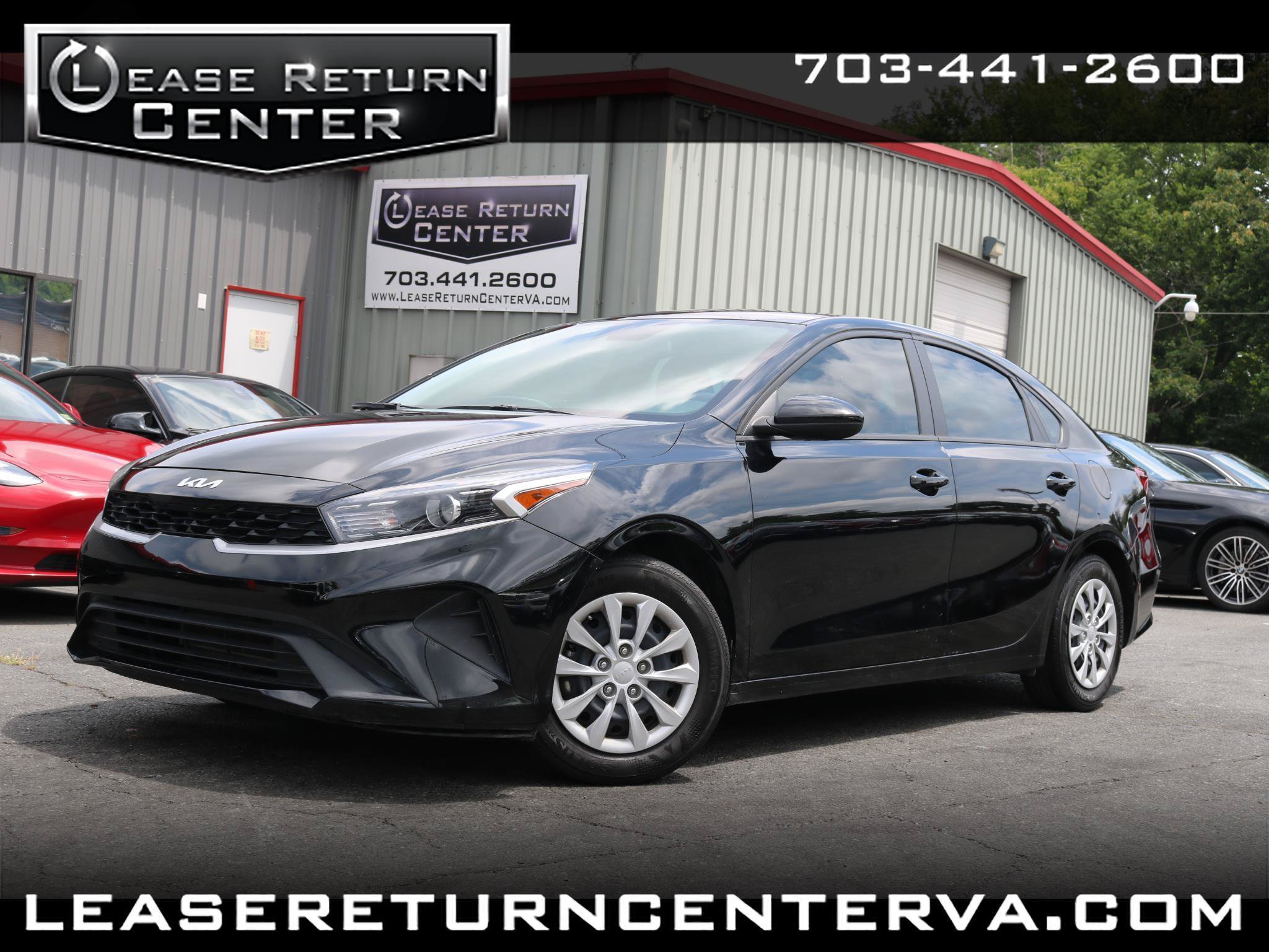 Used 2023 Kia Forte LX FWD image 1