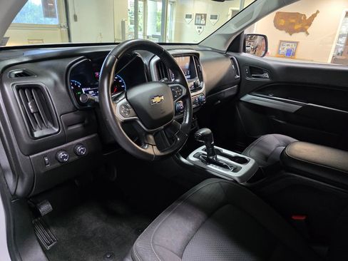 Used 2018 Chevrolet Colorado LT w/ Safety Package AWD/4WD image 16