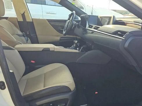 Used 2020 Lexus ES 350 w/ Premium Package FWD image 5