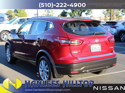 Used 2022 Nissan Rogue Sport SV image 9