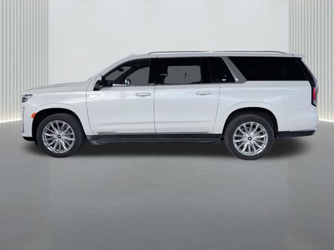 Used 2024 Cadillac Escalade ESV Premium Luxury image 8