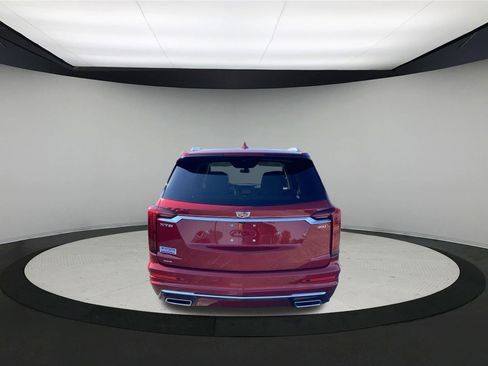 Used 2020 Cadillac XT6 Premium Luxury image 7