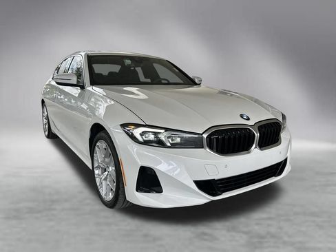 Used 2026 BMW 330i xDrive Sedan w/ Convenience Package AWD/4WD image 2