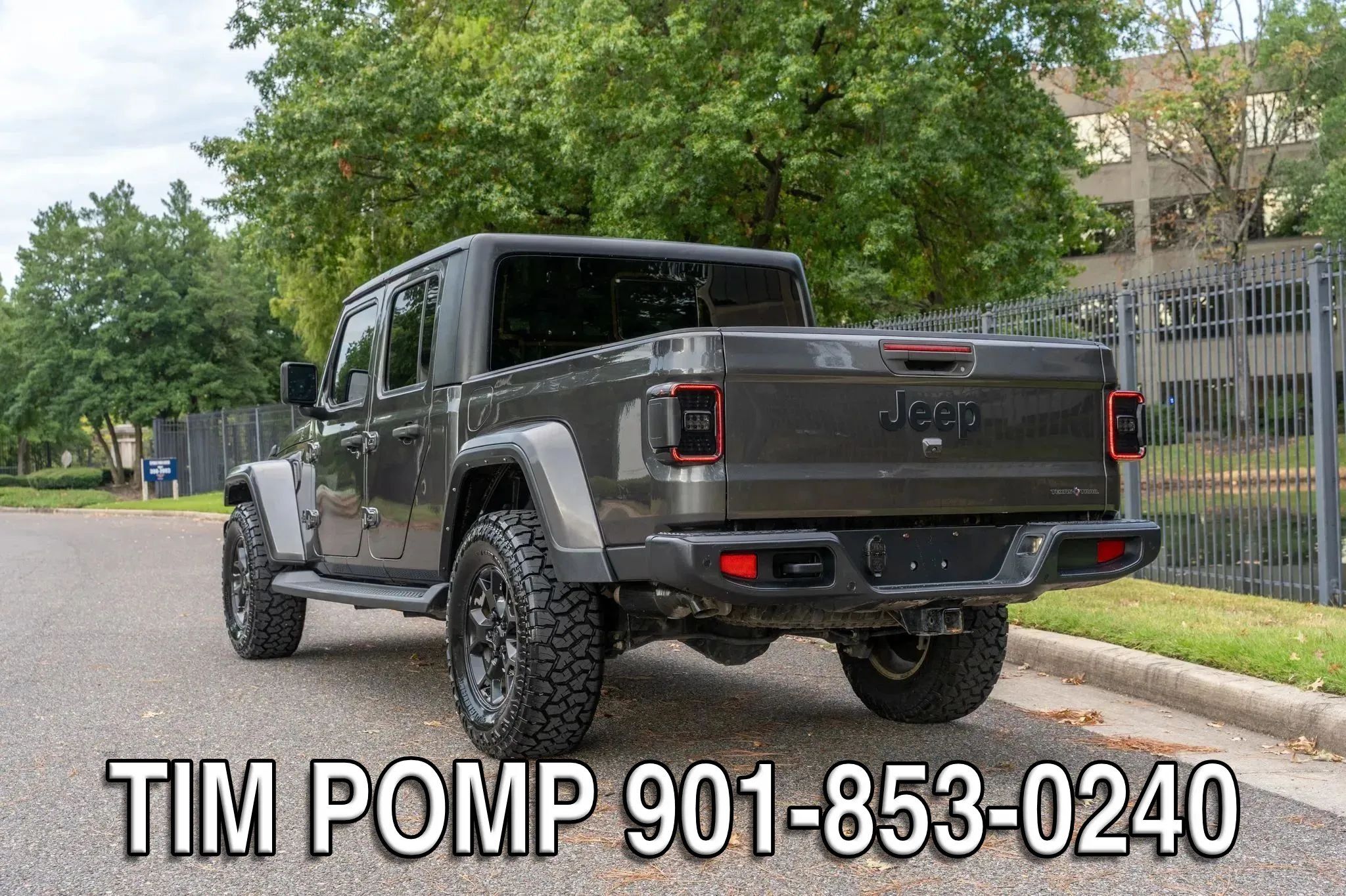 Used 2021 Jeep Gladiator Sport AWD/4WD image 7