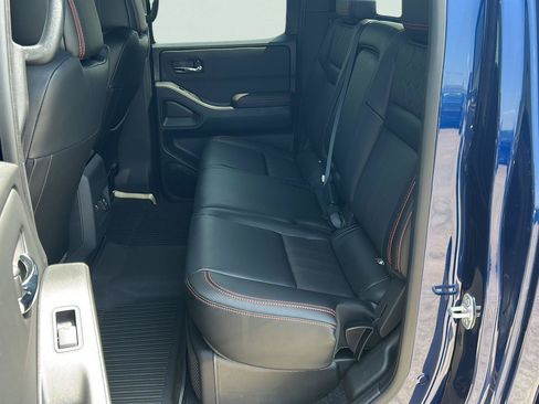 Used 2023 Nissan Frontier PRO-4X w/ Pro-4X Premium Package AWD/4WD image 21
