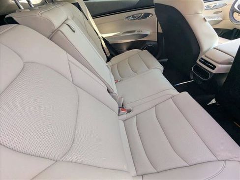 Used 2023 Genesis GV70 2.5T w/ Select Package image 19