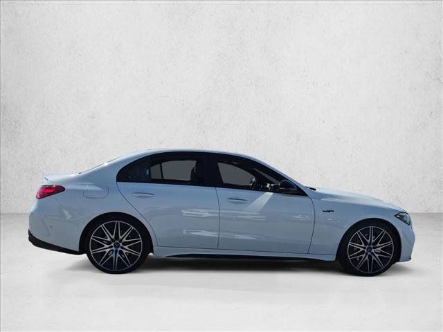 Used 2025 Mercedes-Benz C 43 AMG 4MATIC Sedan image 4