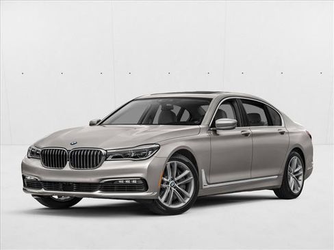 Used 2016 BMW 750i xDrive AWD/4WD image 1
