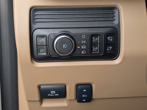 New 2026 Ford F250 Lariat w/ FX4 Off-Road Package AWD/4WD image 22