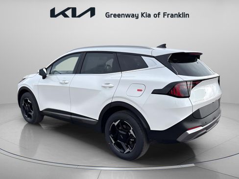 New 2026 Kia Sportage EX image 5