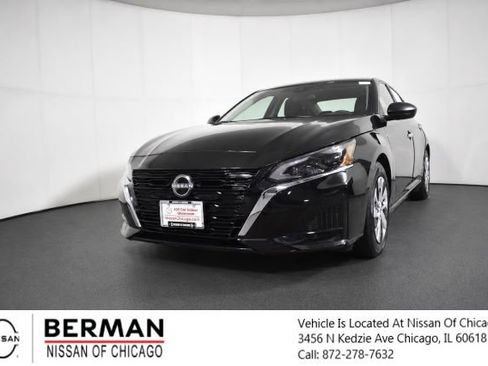 Certified 2025 Nissan Altima 2.5 S FWD image 1