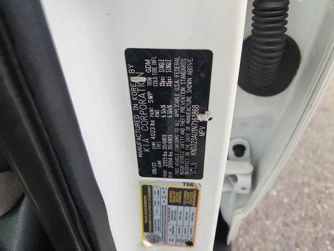 Used 2022 Kia Soul LX FWD image 17