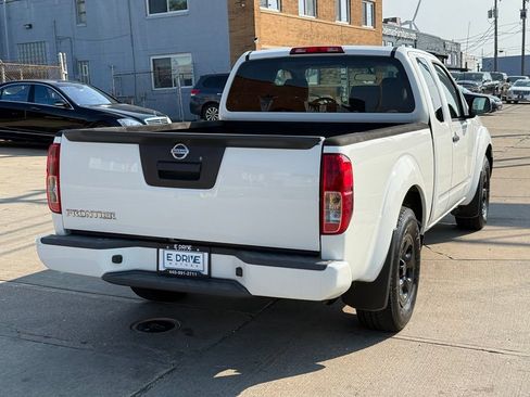 Used 2020 Nissan Frontier S RWD image 7