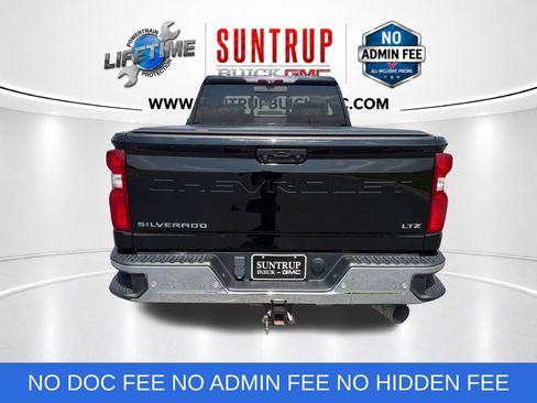 Used 2020 Chevrolet Silverado 2500 LTZ w/ LTZ Premium Package AWD/4WD image 4