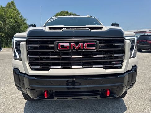 New 2026 GMC Sierra 2500 AT4X AWD/4WD image 10