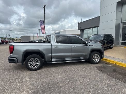 Used 2025 GMC Sierra 1500 Denali AWD/4WD image 15