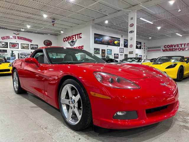 Used 2006 Chevrolet Corvette Coupe w/ Preferred Equipment Group RWD image 5