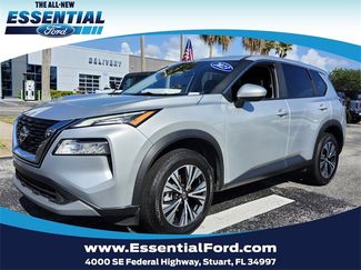 Used 2023 Nissan Rogue SV image 1