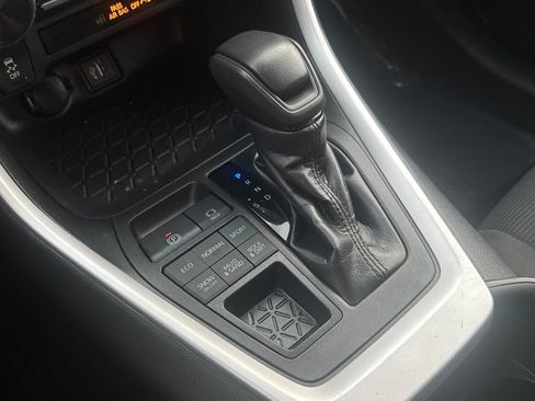 Used 2023 Toyota RAV4 LE image 25