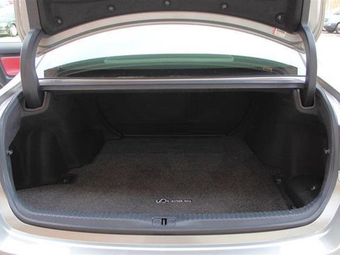 Used 2017 Lexus RC 300 AWD image 27