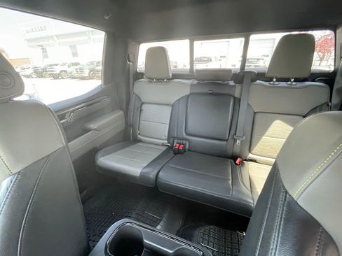 Used 2024 Chevrolet Silverado 1500 ZR2 w/ Technology Package image 11