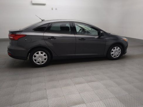 Used 2018 Ford Focus S FWD image 9