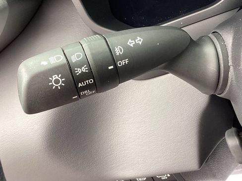 Used 2025 Toyota Tundra Platinum AWD/4WD image 23