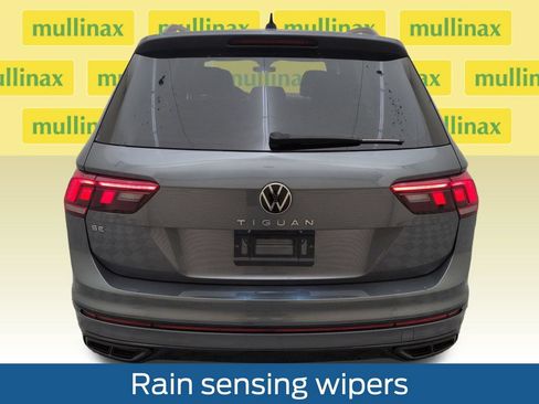 Used 2023 Volkswagen Tiguan SE R-Line FWD image 29